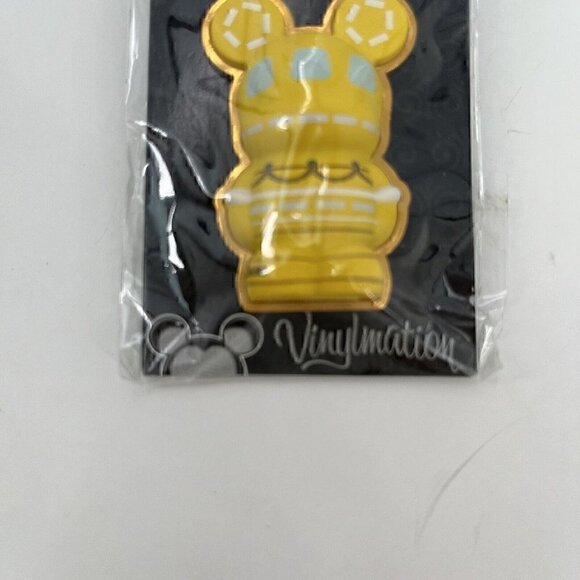NEW DISNEY PARKS Vinylmation 3D Pin Cruise Life Boat Trading Pin - Picture 4 of 7
